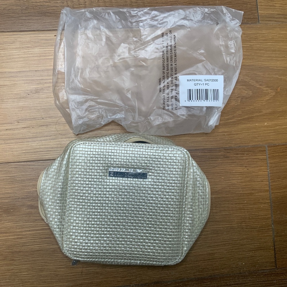 Brand New Never Used SkinCeuticals Gold Makeup or Product Bag